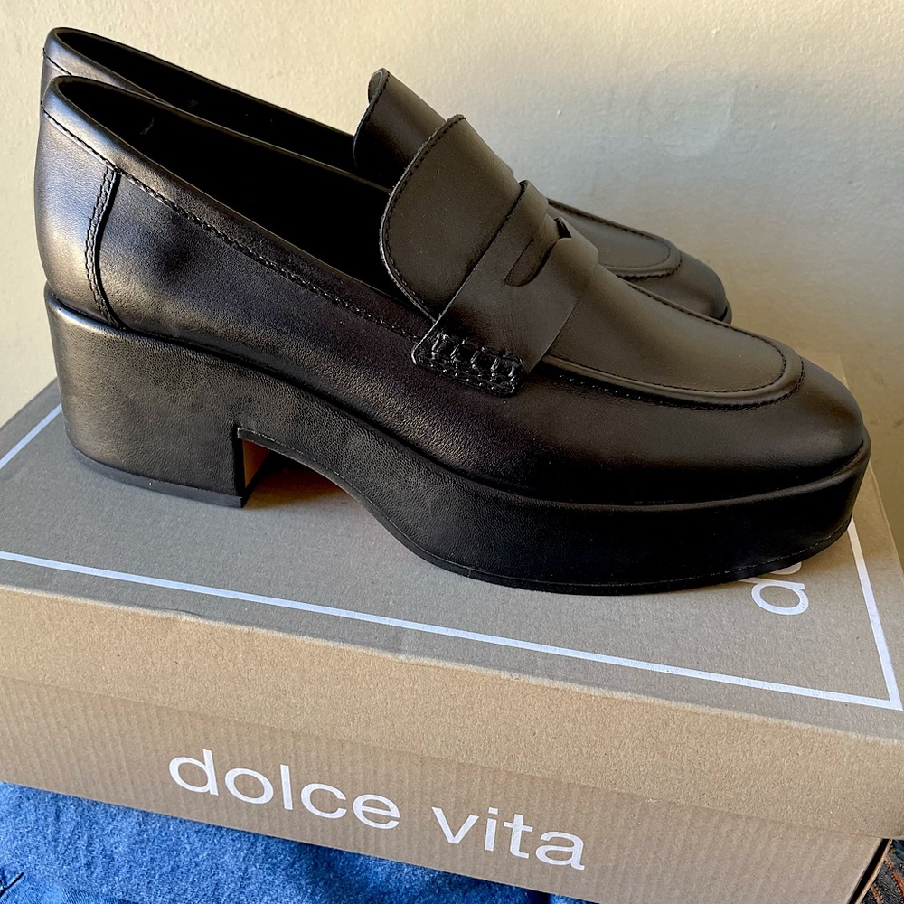 Dolce Vita Leather Heeled Loafers Size 9.5 US Women’s